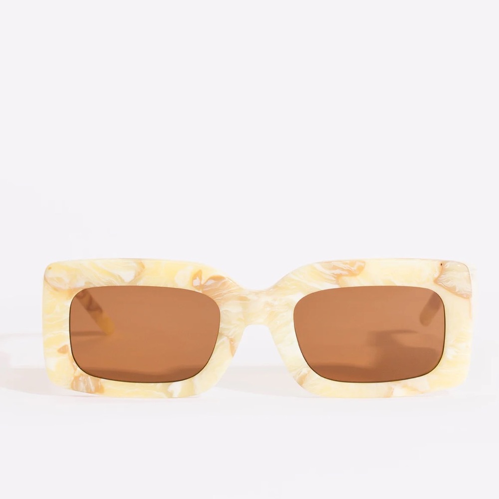 SHEVOKE DOLCE PEARL SUNGLASSES